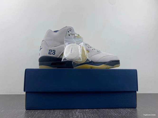 HYPE A Ma WMNS Air x Jordan FZ5758-004 5 Maniere 0703